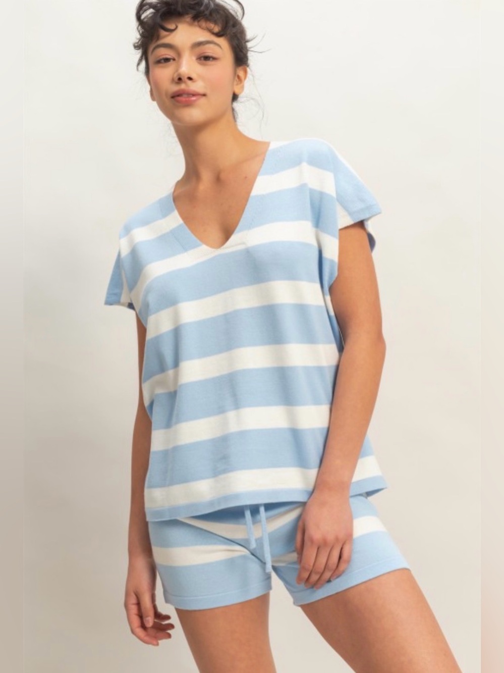 116.  SUMMER BLUE SET